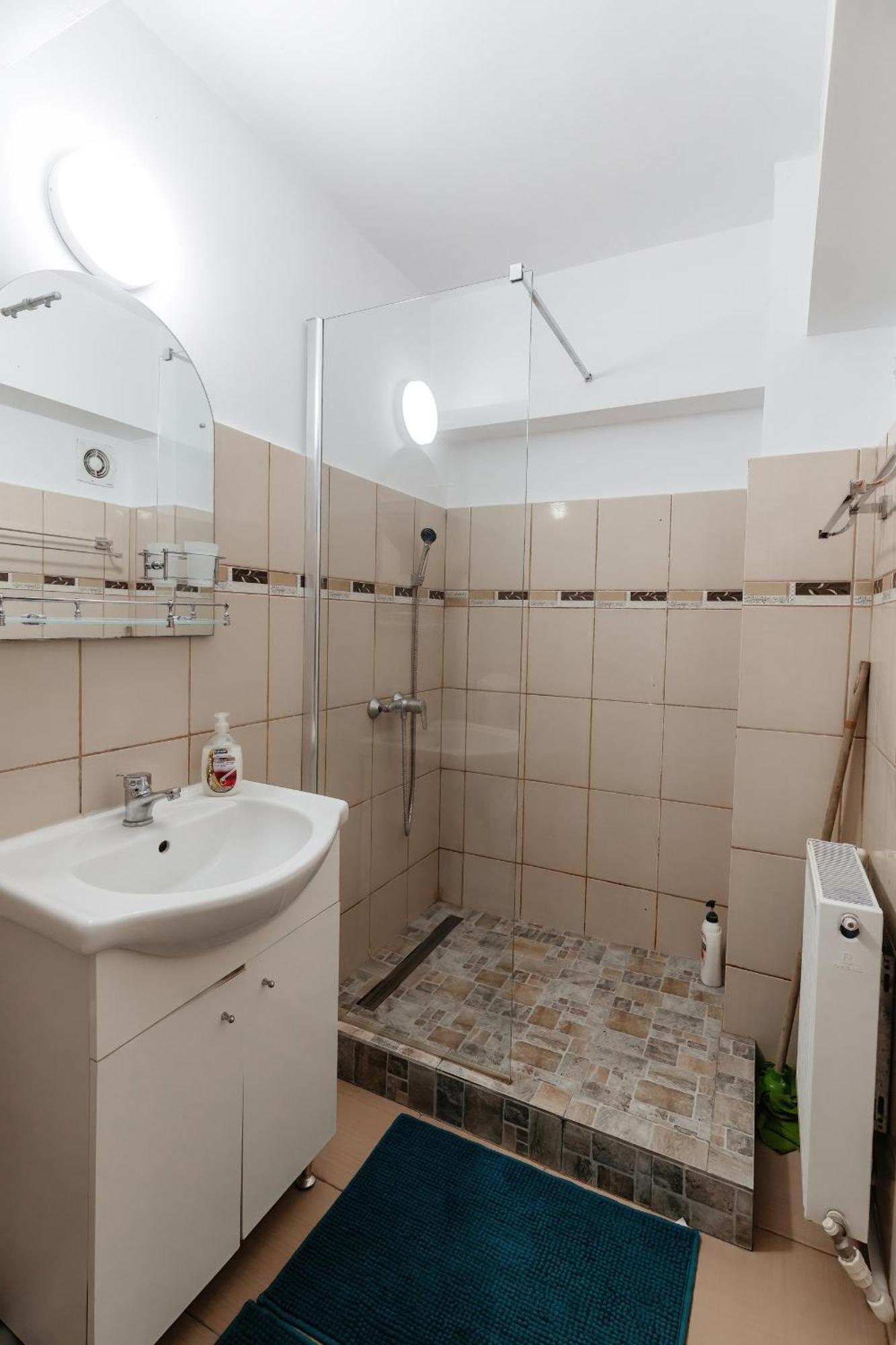 Luxury Radox Apartment Buzau City Center Экстерьер фото