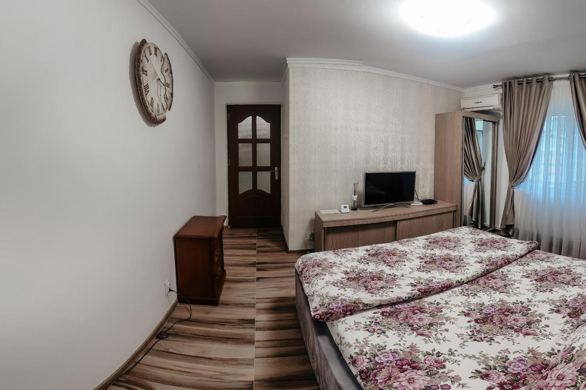 Luxury Radox Apartment Buzau City Center Экстерьер фото